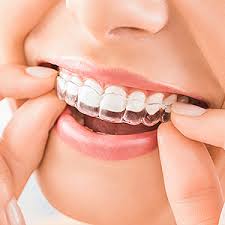 MAANU DENTAL CLINIC MANJERI